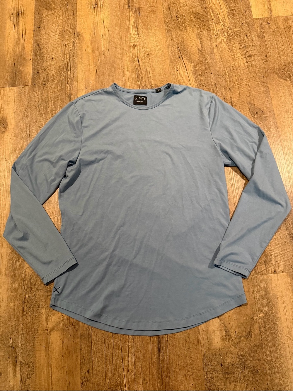 CUTS Men's Long Sleeve Curve-Hem Atlantic Blue Large